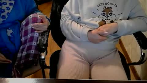 hotty_mary online show from April 27, 6:16 pm