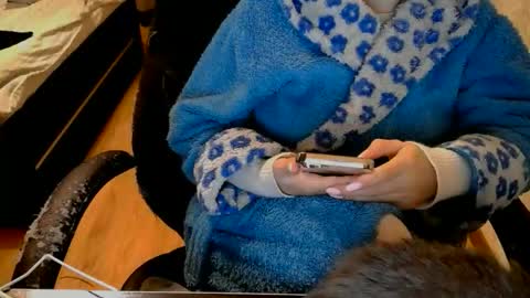 hotty_mary online show from April 15, 6:19 pm