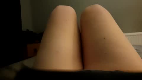 hrnybbwgurrll1993 online show from February 18, 6:29 pm