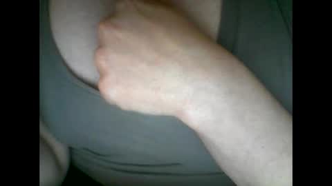 hrnybbwgurrll1993 online show from January 9, 5:50 pm