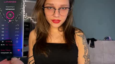 Jess online show from April 29, 5:30 pm