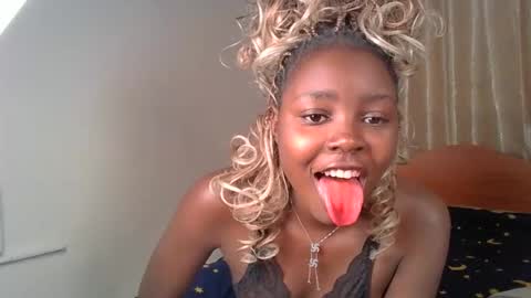 hunny online show from February 11, 10:50 am