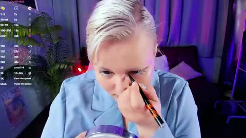 Hwasa online show from April 21, 6:09 am