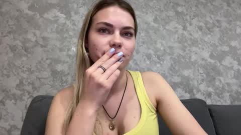 hypnosedesire online show from May 8, 5:59 pm