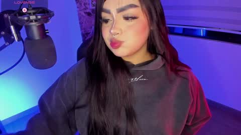 Ari online show from February 4, 1:45 am