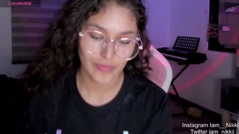 Snapshot of iam_nikki chatting on December 4, 6:22 am On instagram Imm NikkiHelp me reach 100 likes online show from December 4, 6:22 am