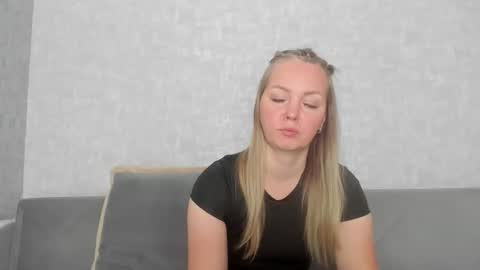 Venus online show from November 16, 8:49 am