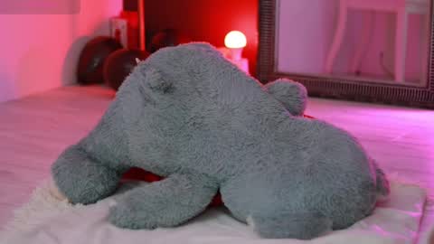 Lila online show from March 8, 5:41 pm