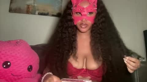 Valentina Luxe online show from June 26, 2:13 am