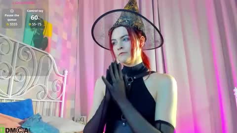 Ian online show from October 31, 9:13 am