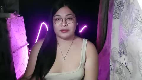 iana online show from April 24, 4:32 pm