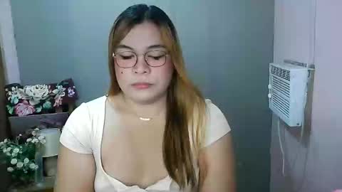 Snapshot of iana_whorexxx chatting on February 4, 8:56 am iana online show from February 4, 8:56 am