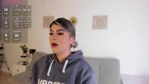 ice_y_abigail online show from October 11, 12:08 pm