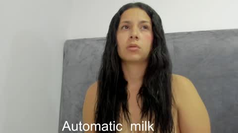 Idara Zanin online show from April 29, 3:58 pm