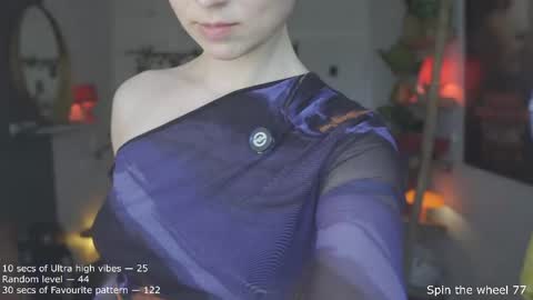 Belle online show from April 26, 11:30 am