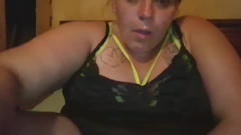 iggybliss online show from June 21, 4:49 am