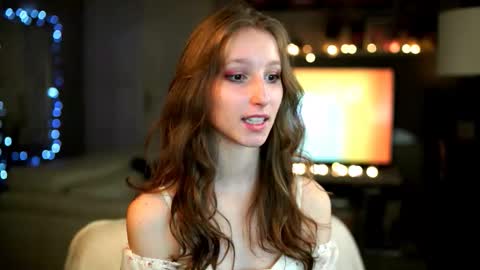 ihavenoideawhatowritehere online show from December 5, 6:42 pm