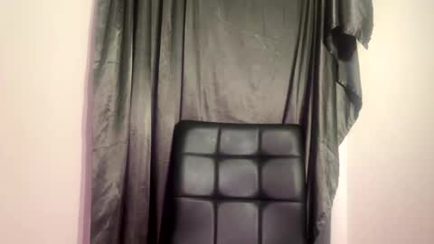 Dre online show from March 2, 11:21 pm