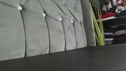 Sandrah online show from December 16, 4:29 am