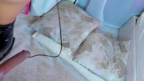 hanna online show from November 11, 3:13 am