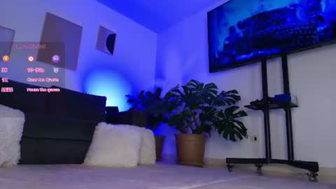 Eli  online show from July 3, 3:12 am