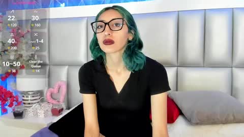 Snapshot of im_gaia chatting on February 22, 12:08 pm Im Gaia online show from February 22, 12:08 pm