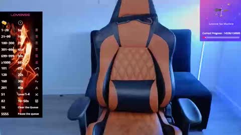 Snapshot of im_laia_ chatting on September 12, 7:21 pm Laia online show from September 12, 7:21 pm