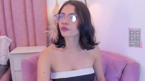 Lilyy  online show from April 24, 1:36 pm