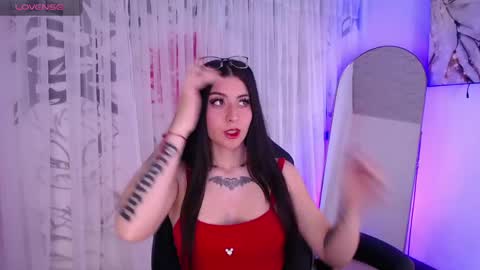 Jade Rosse online show from April 28, 9:40 pm