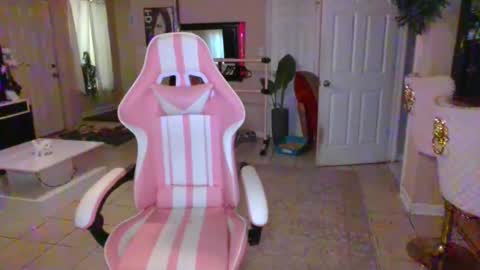 Snapshot of iman_love chatting on October 23, 6:47 pm iman_love online show from October 23, 6:47 pm