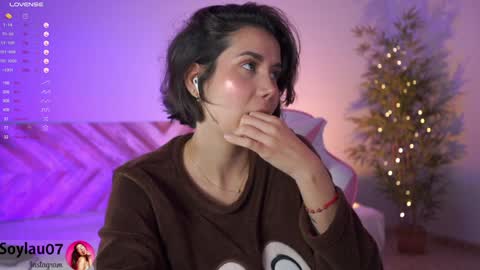 Snapshot of imjess_ chatting on December 11, 11:32 pm imjess_ online show from December 11, 11:32 pm