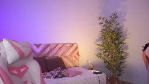 Snapshot of imjess_ chatting on March 10, 3:12 am imjess_ online show from March 10, 3:12 am