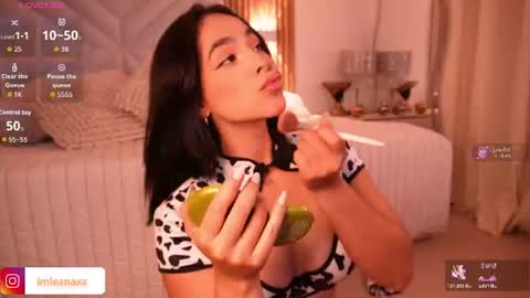 Leana online show from July 21, 10:21 pm