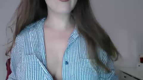 Pola online show from February 17, 9:32 pm