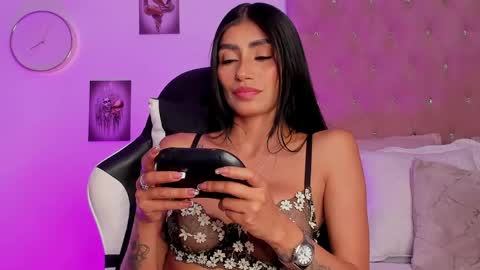 imtami04 online show from April 7, 10:01 pm