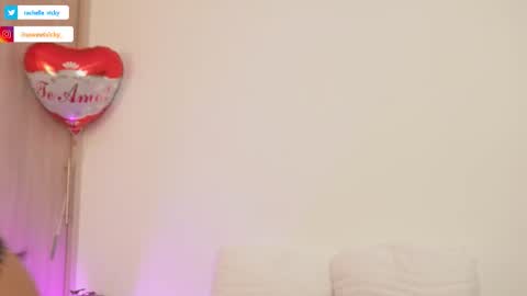 imvickyrachell_ online show from March 10, 3:05 pm