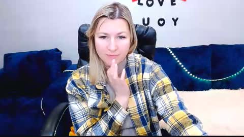 incredible_ariela online show from December 20, 10:19 am