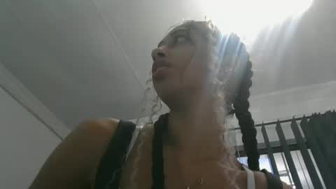 indanbella19 online show from April 22, 5:15 am