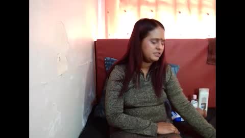Snapshot of indian_sunshine chatting on September 25, 7:18 am indian_sunshine online show from September 25, 7:18 am
