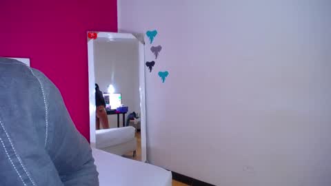 indian_whore18 online show from January 29, 3:44 am