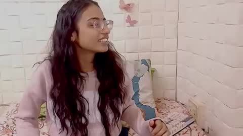 nala online show from March 3, 7:47 am