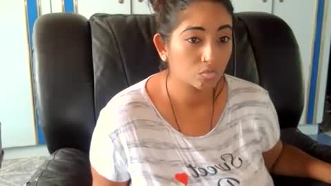 Snapshot of indianplaygal69 chatting on December 12, 8:03 am Indianpalgal69 online show from December 12, 8:03 am
