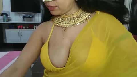 Radha online show from April 16, 9:39 pm