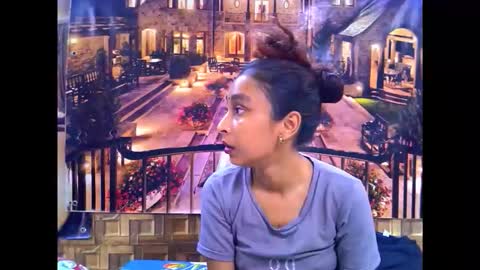 indiansexybutt4u2luv online show from April 22, 6:43 am