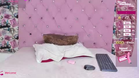 Indi  online show from February 12, 6:53 pm