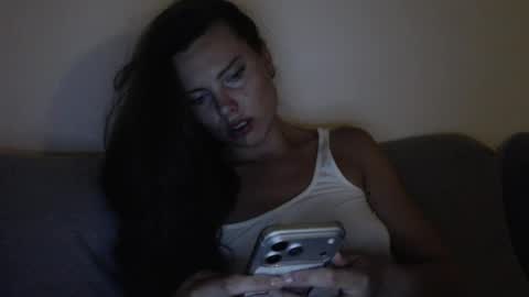 Sweet girl online show from June 26, 9:27 pm