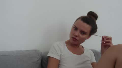 Sweet girl online show from June 27, 1:50 pm