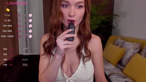 Vicki FANSLY ---   online show from December 5, 5:36 pm