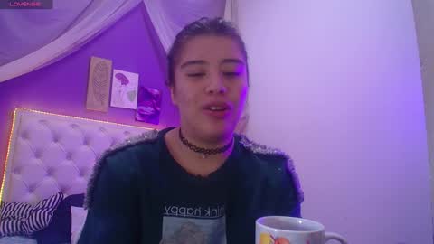 Ingrid petite online show from December 6, 10:51 pm