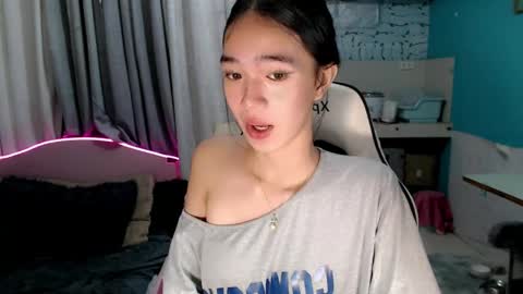 Reign online show from April 20, 6:11 pm